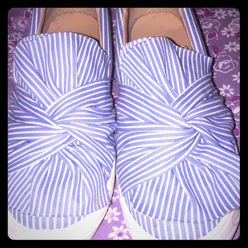 Slip ons with front bow🎀